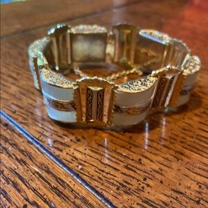 Vintage damascene gold tone and lucite linked Bracelet